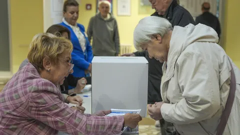 Bosna Hersek'te üç isim seçim zaferini ilan etti