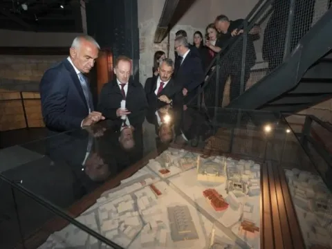 Bakan Ersoy, Edirne’nin tarihe açılan kulesini inceledi - fotoğraf 1