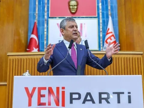 SON DAKİKA | AK Parti Sözcüsü Çelik'ten Özgür Özel'e sert tepki! "Bu iş artık haddini aşmıştır" - fotoğraf 1