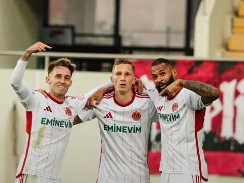 Ümraniyespor 2. yarıda açıldı! - fotoğraf 1