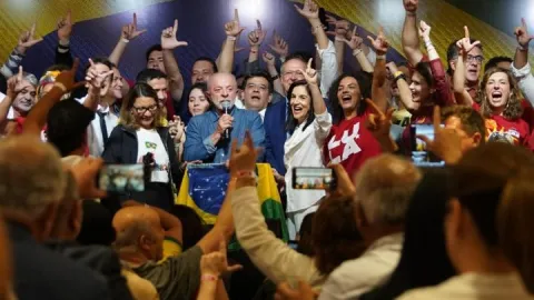 Brezilya'da zafer yine Lula da Sİlva'nın! Brezilya'da seçimi kaybeden Bolsonaro: Sonuçları tanımıyorum