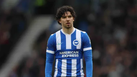 Brighton'da Ferdi'den kötü haber!