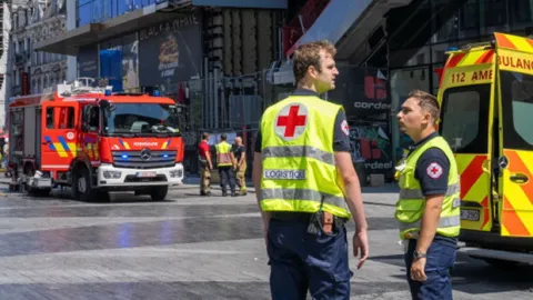 Brüksel'de bir okulda 18 kişi zehirlendi