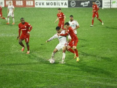 Ümraniyespor-Boluspor maçına yağmur engeli! - fotoğraf 2