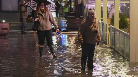 Bugün hava nasıl olacak? Meteoroloji'den Ege kıyıları ve Doğu Anadolu için yağış uyarısı!