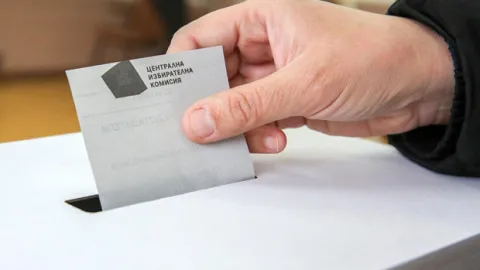 Bulgaristan'da cumhurbaşkanlığı seçimi ikinci tura kaldı