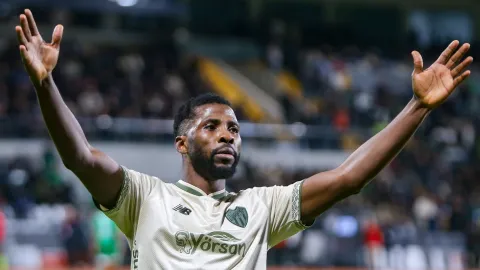 Bursaspor 2. yarıda açıldı!