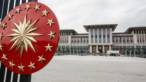 Bütçede rekor açık, rekor harcama
