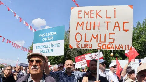 Bütçeden, emeklilere seyyanen zamla seçim sinyali çıktı