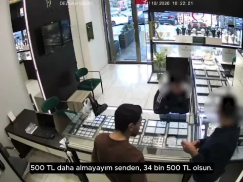 Kuyumcuya saldırıp gasbettiği otomobille kaçtı: Yeni görüntüler ortaya çıktı - fotoğraf 4