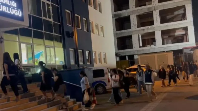 Çalışma İzni Olmayan 19 Yabancı Sınır Dışı Edildi