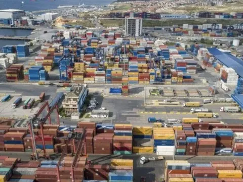 Türkiye'nin Balkan ülkelerine ihracatı 19 milyar dolara yaklaştı - fotoğraf 1
