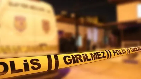 Çekmeköy'de araçta silahla vurulmuş halde erkek cesedi bulundu