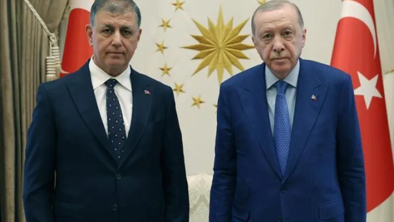 Cemil Tugay AK Parti'ye mi geçiyor? Külliye ziyareti sonrası kulisler hareketlendi