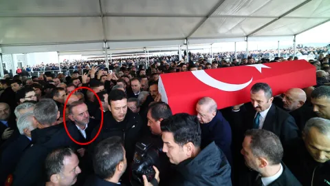 Cenazde Erdoğan ile fotoğrafının ardından  AKP'ye geçeceği iddiası gündeme gelmişti