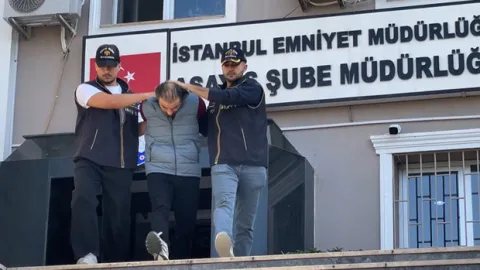 Cezaevi firarı, sınır ötesi kaçış ve sahte kimlik: Kırmızı bültenli hükümlü yakalandı