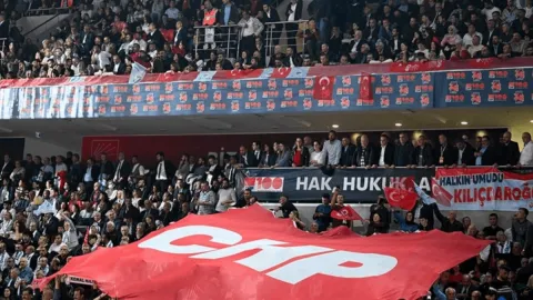 CHP'de genel başkanlığa bir aday daha çıktı: Kılıçdaroğlu olmazsa...
