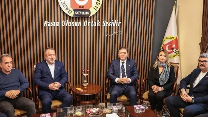 CHP'DEN "MİLLET İRADESİNE SAHİP ÇIKIYOR" MİTİNGİ