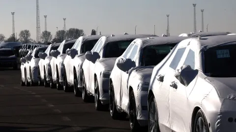 Çin'in AB'ye 7,5 milyar dolarlık hibrit araç ihracatına kota engeli