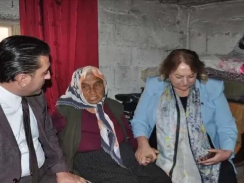 CHP ile Yeni Parti arasında "Hürü Nine" polemiği - fotoğraf 1