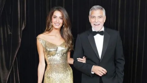 Clooney çiftinden anlamlı gece