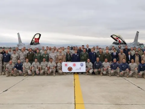 MSB: 403’üncü Test Filo Komutanlığı ilk uçuşunu gerçekleştirdi - fotoğraf 1