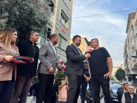 İzmir'de Yeni Parti'den istifa eden yaklaşık 200 kişi CHP'ye katıldı - fotoğraf 2