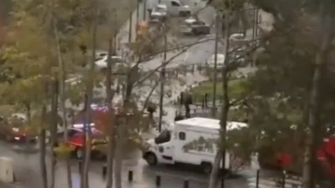 Çocuk parkına otomatik silahla ateş açtı: Bir çocuk 8 yerinden vuruldu