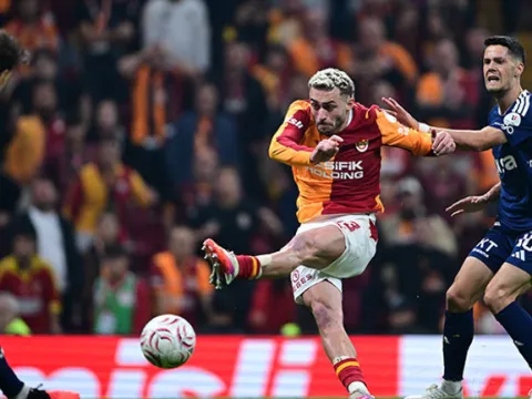 Galatasaray'ın Kasımpaşa maçında beklediği penaltıyı ve Torreira'nın kırmızı kartını yorumladılar: Karar doğru! - fotoğraf 4