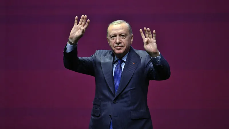 Cumhurbaşkanı Erdoğan: Türkiye'nin karşısındakilere fırsat vermeyeceğiz