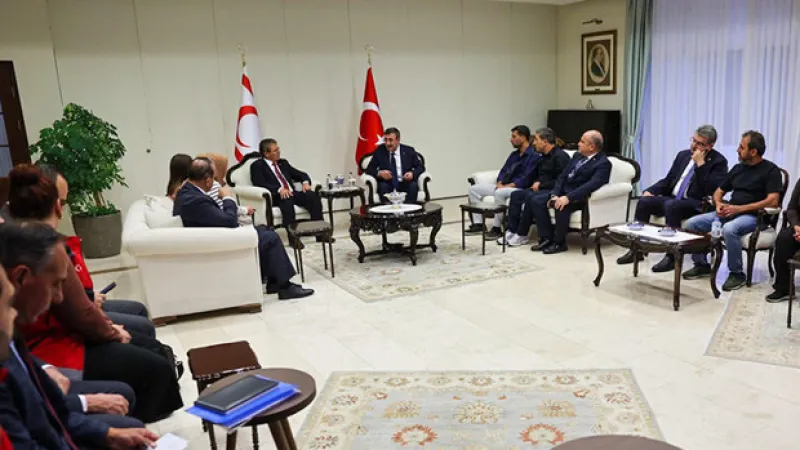 Cumhurbaşkanı Yardımcısı Yılmaz, Filo Jet faciasında kaybolanların yakınlarıyla bir araya geldi