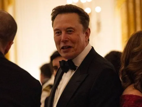 Elon Musk: Para biriktirmek anlamsız - fotoğraf 1