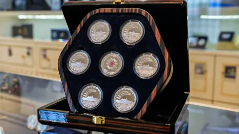 Darphane'den yeni hatıra parası
