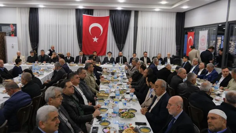 DEFNE ARMUTLU’DAN İFTAR SOFRASI