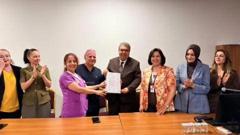 Defne Devlet Hastanesi’ne ‘Anne Dostu Hastane’ Unvanı