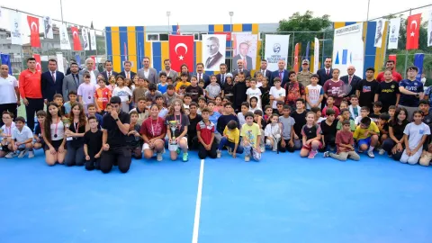 Defne İlçesinde Tenis Kortu Sevinci