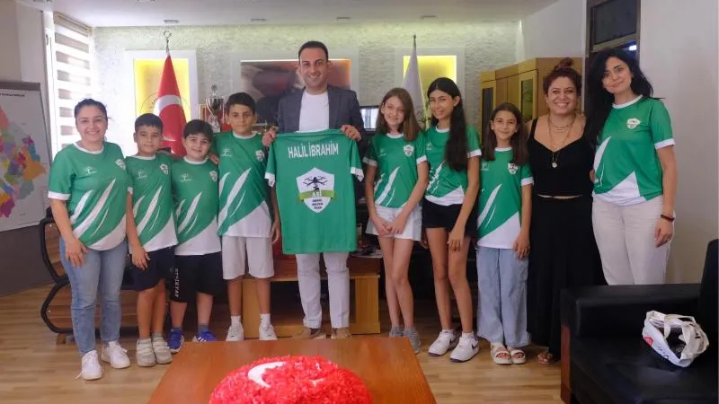 Defne'de Drone Futbol Takımı Kuruldu