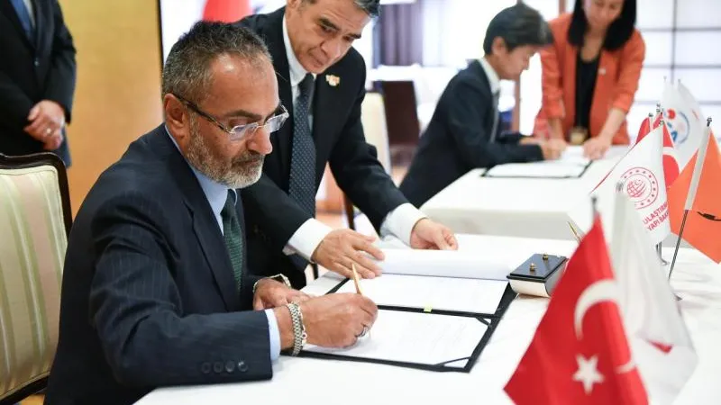 DEPREMDEN ETKİLENEN ŞEHİRLERDE DAYANIŞMA