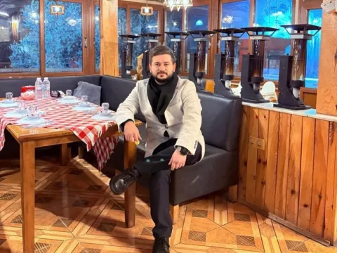 İzmir'de kanlı kavga! Restoran sahibi öldü, müşteri ağır yaralı - fotoğraf 3