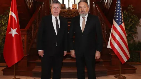 Diyanet fon krizinde Safi Hoca Amerika’da