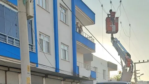 Diyarbakır’da korkunç kaza: Sac yüksek gerilim hattına temas etti, 1 kişi öldü
