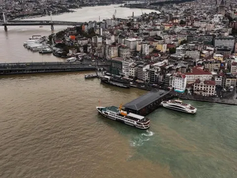 İstanbul Boğazı kahverengiye büründü - fotoğraf 3