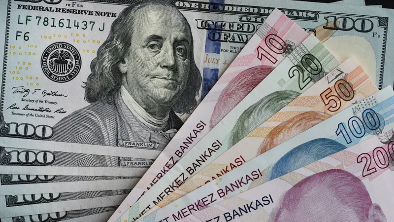 Dolar/TL'den bir eşik daha geldi