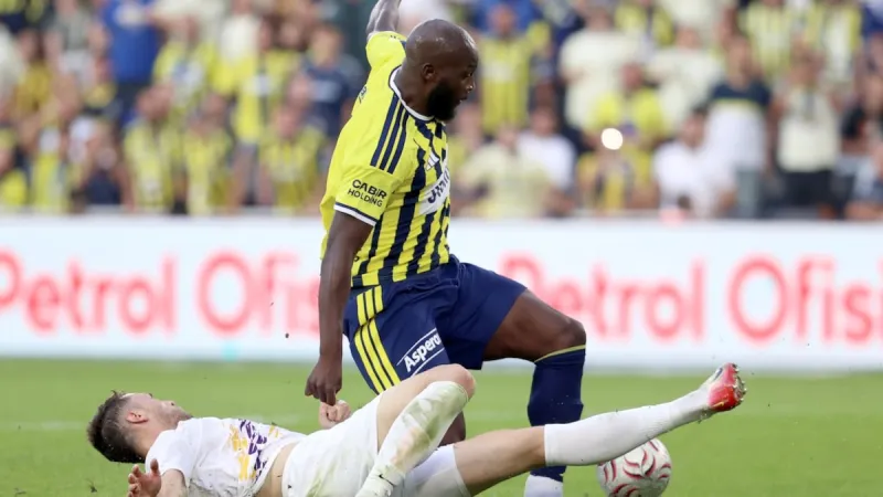 Dönüşte Fenerbahçe ile görüşeceğim demişti! İsmail Kartal'dan Lukaku kararı