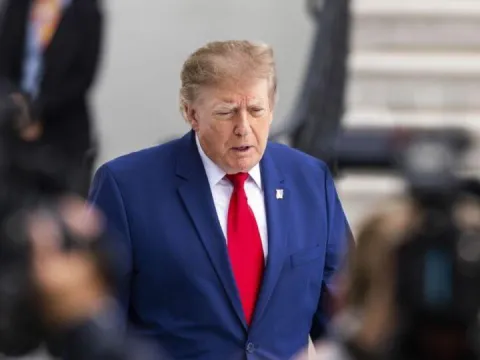 Trump, Rusya'ya yaptırımların bir kısmını askıya aldı - fotoğraf 1
