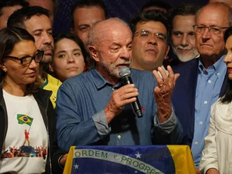 Brezilya'da zafer yine Lula da Sİlva'nın! Brezilya'da seçimi kaybeden Bolsonaro: Sonuçları tanımıyorum - fotoğraf 1