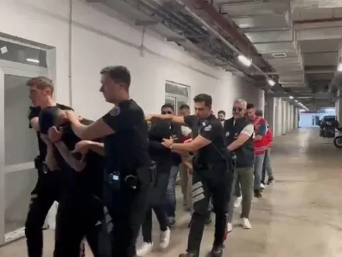 Tekirdağ'da "savcı-polis" yalanıyla 19 milyonluk vurgun: 9 şüpheli tutuklandı - fotoğraf 3