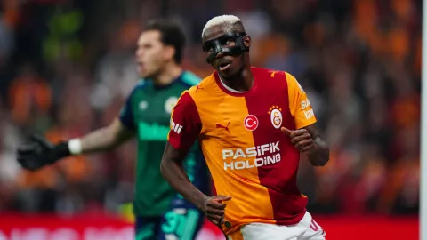 Dünya devi Osimhen'i gözüne kestirdi!