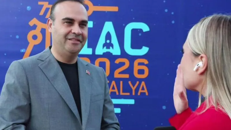 Dünya, uzayı Antalya’da konuşuyor! Sanayi ve Teknoloji Bakanı Mehmet Fatih Kacır CNN TÜRK'te: DÜNYADAKİ MARS: SALDA
