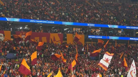 Dünyaca ünlü futbolcu Galatasaray taraftarına hayran kaldı! 'Daha önce hiç duymamıştım'